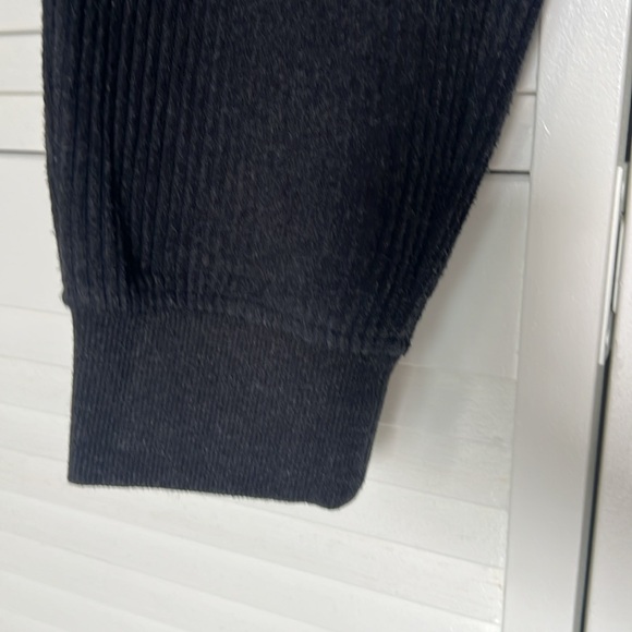 Varley's 'Chaucer' Sweatpants - SMALL - Picture 4 of 5